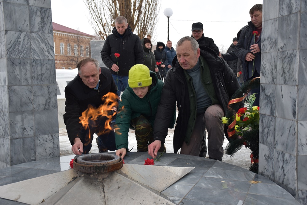 В Оренбурге прошло открытие областной «Вахты Памяти»